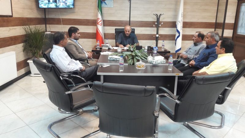 برگزارى یازدهمین جلسه مشترك اعضاى شوراى اسلامى روستای محمودآباد با حضور دهيار