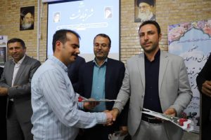 تجلیل متولیان حوزه شهری قیامدشت از خبرنگاران