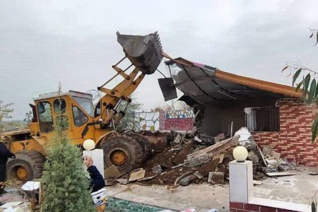 تخریب ۴۴ مورد ساخت و ساز غیر مجاز در اراضی کشاورزی بخش خاوران
