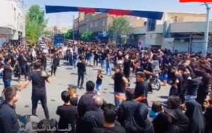 قیامدشت در روز عاشورا سراسر ماتم بود + فیلم