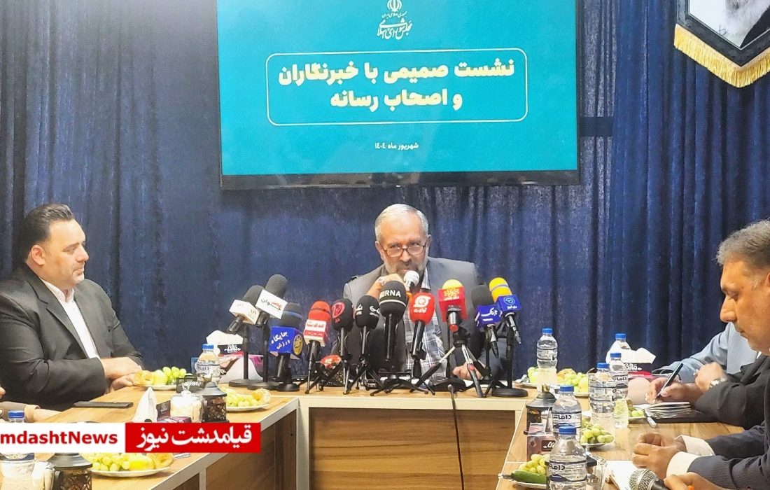 انتقاد مدیر مسئول پایگاه خبری قیامدشت نیوز از بیتوجهی به مشکلات قیامدشت و بخش خاوران در نشست رئیس مجمع نمایندگان استان تهران