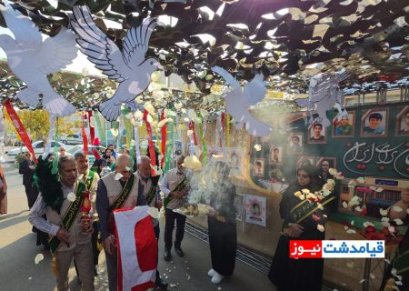 نسیم کربلا در قیامدشت وزید؛ پرچم امام حسین‌(ع) مهمان دل‌های عاشقان شد + فیلم