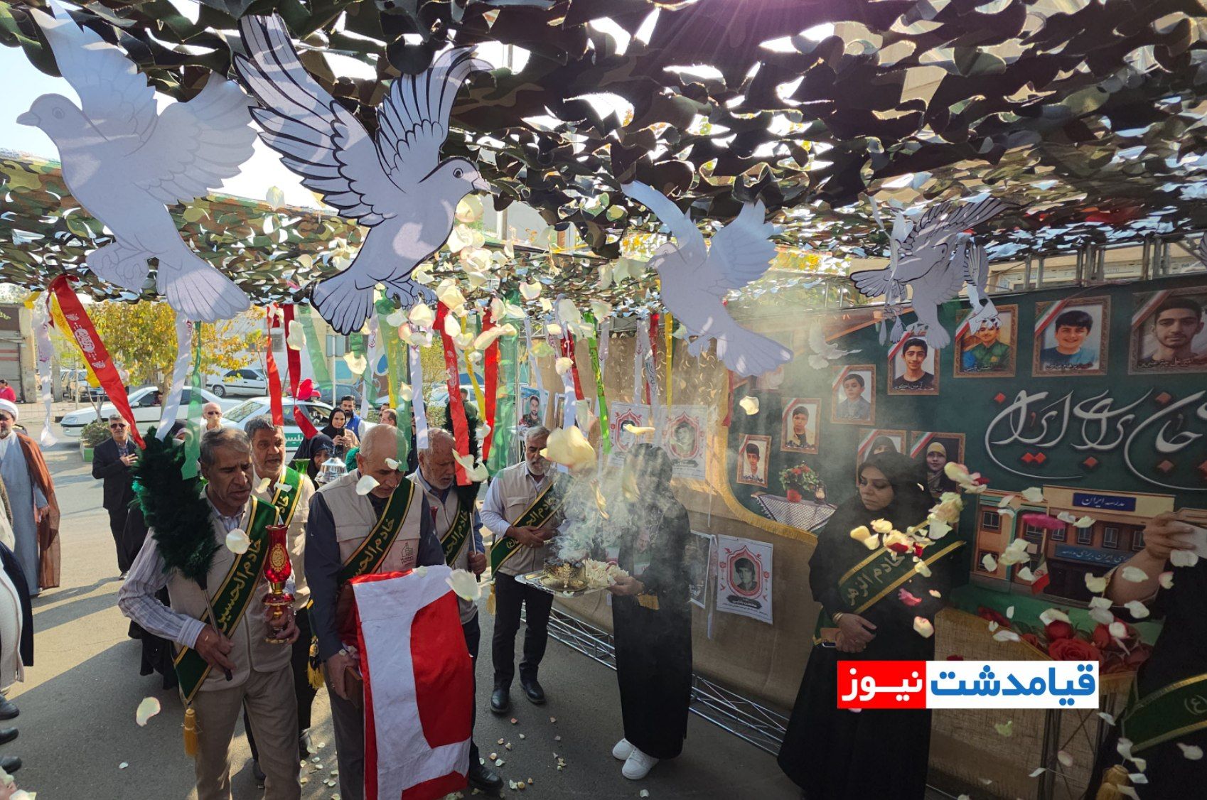 نسیم کربلا در قیامدشت وزید؛ پرچم امام حسین‌(ع) مهمان دل‌های عاشقان شد + فیلم