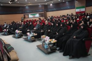 تکریم مادران و همسران شهدای جنگ ۱۲ روزه در دانشگاه آزاد قیامدشت + فیلم