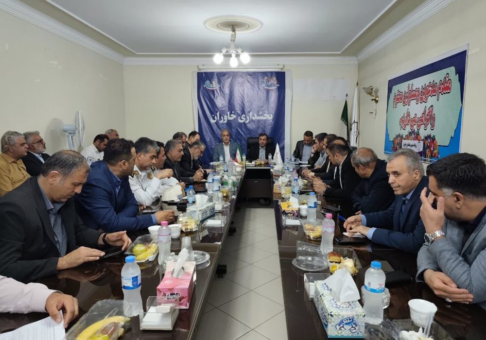 بررسی آمادگی دستگاه‌ها برای مقابله با سیلاب در بخش خاوران؛ تأکید بر لایروبی و تقویت سیل‌بندها + فیلم